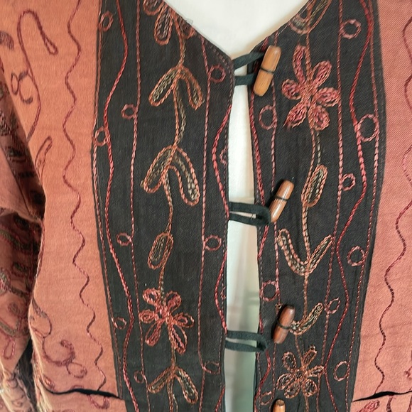 Her Style Boutique Fit for All Embroidered Vintage Style 100% Cotton Jacket - Picture 2 of 9